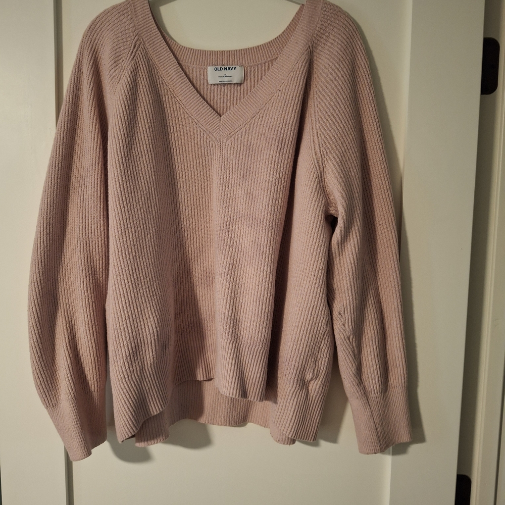 Old Navy Women's V-Neck Ribbed Sweater - Light Blush
